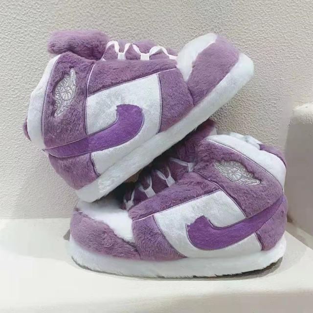 Retro Purple Slippezz